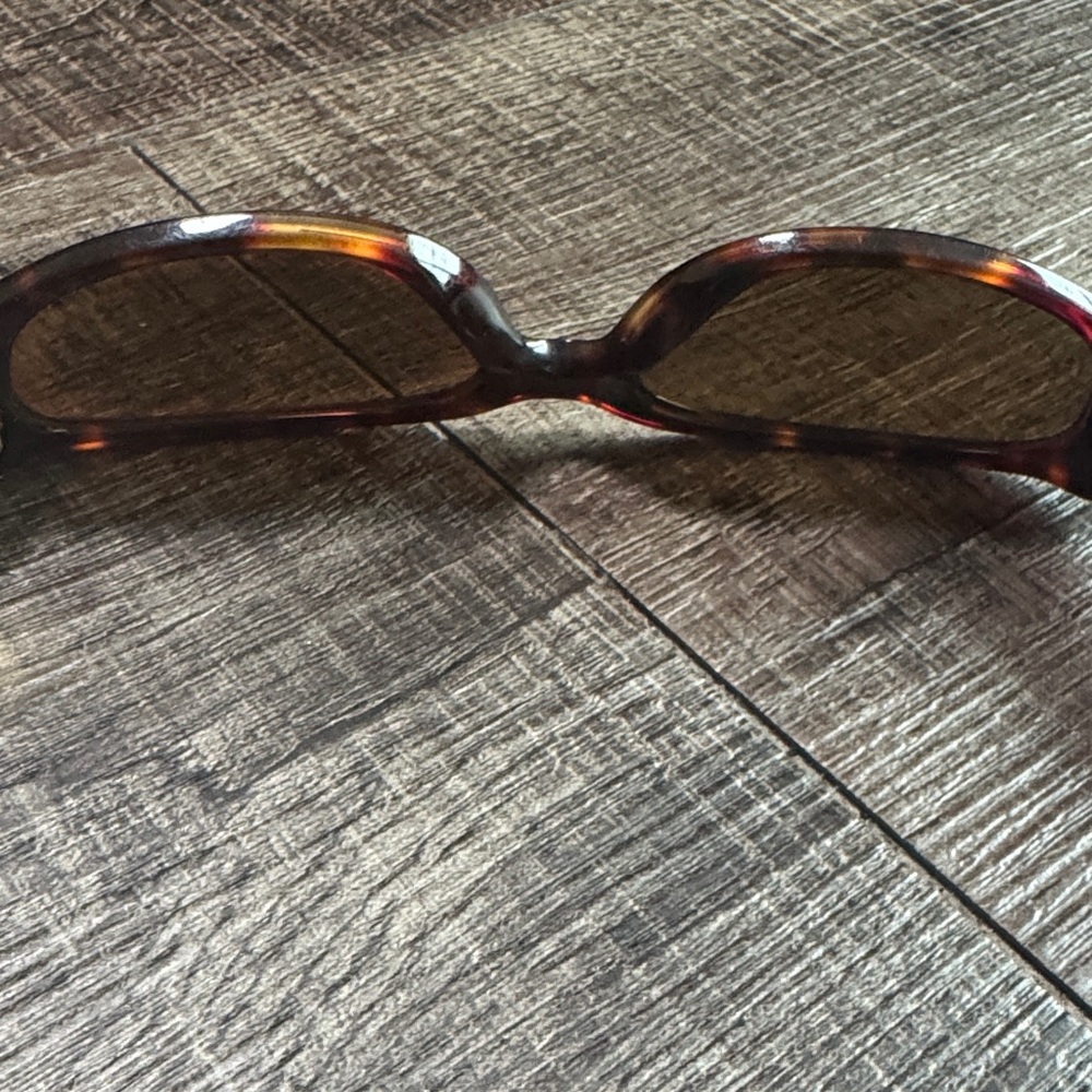 Revo Tortoise Shell Sunglasses - image 8